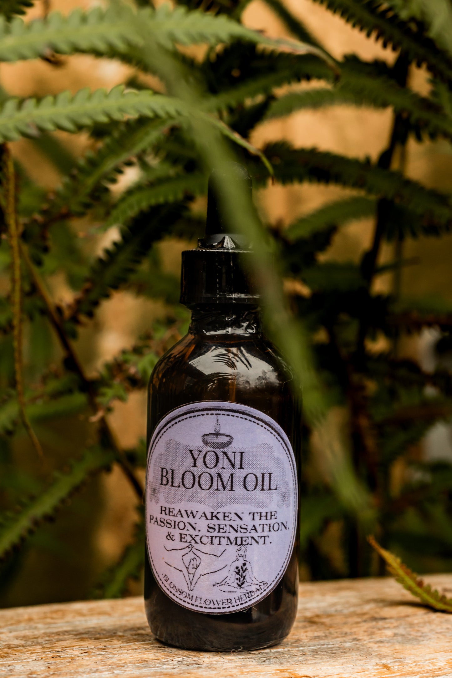 Yoni Bloom Oil πΈ Nurture Your Feminine Essence
